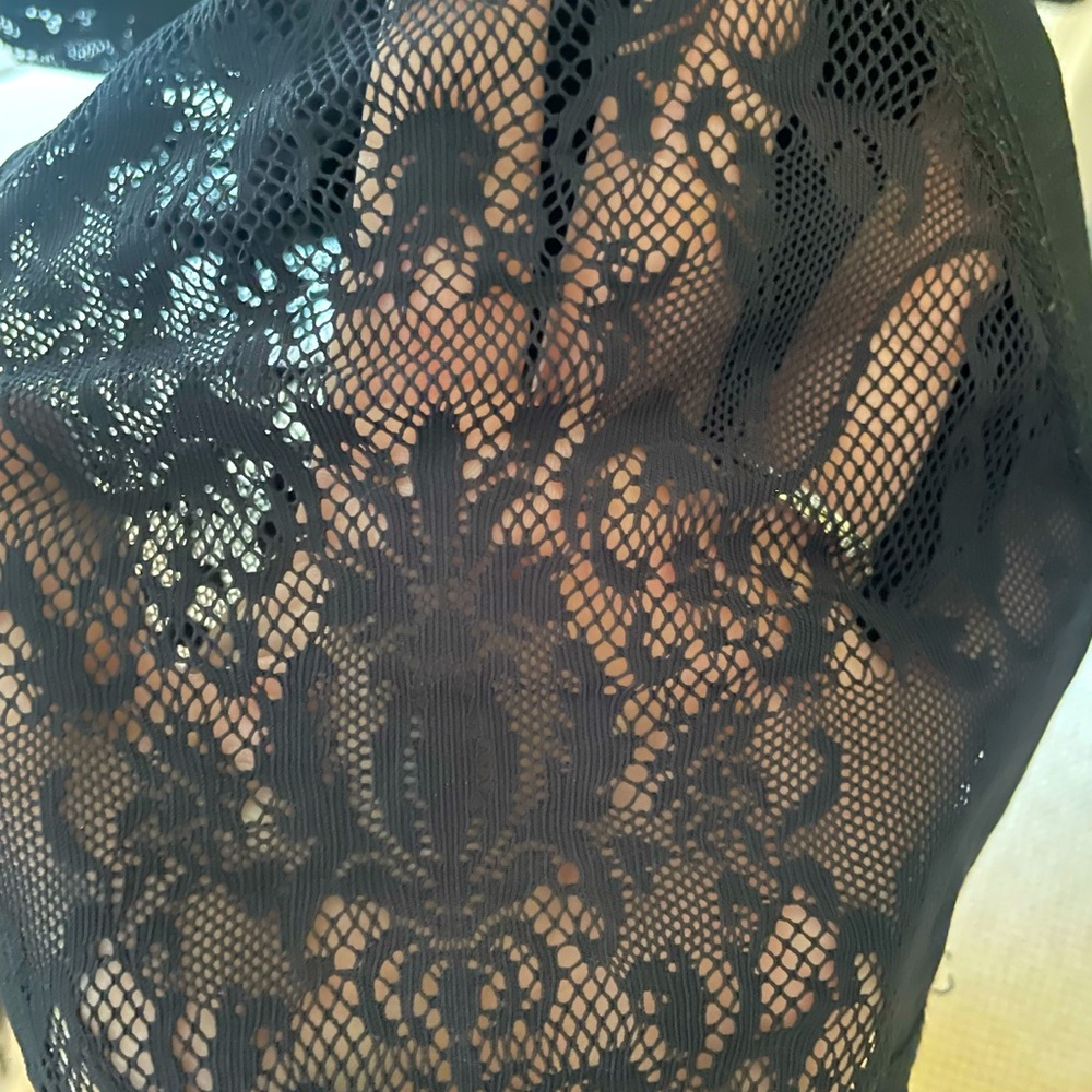 Black Lace Fabletics Leggings